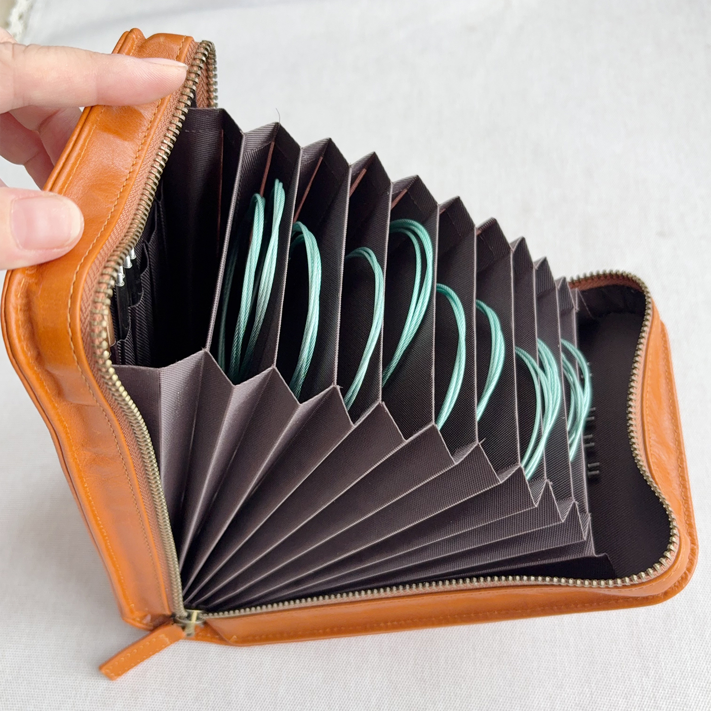 Lotus Yarns Genuine Leather Or - Knitting Needle Circular recensie en prijs